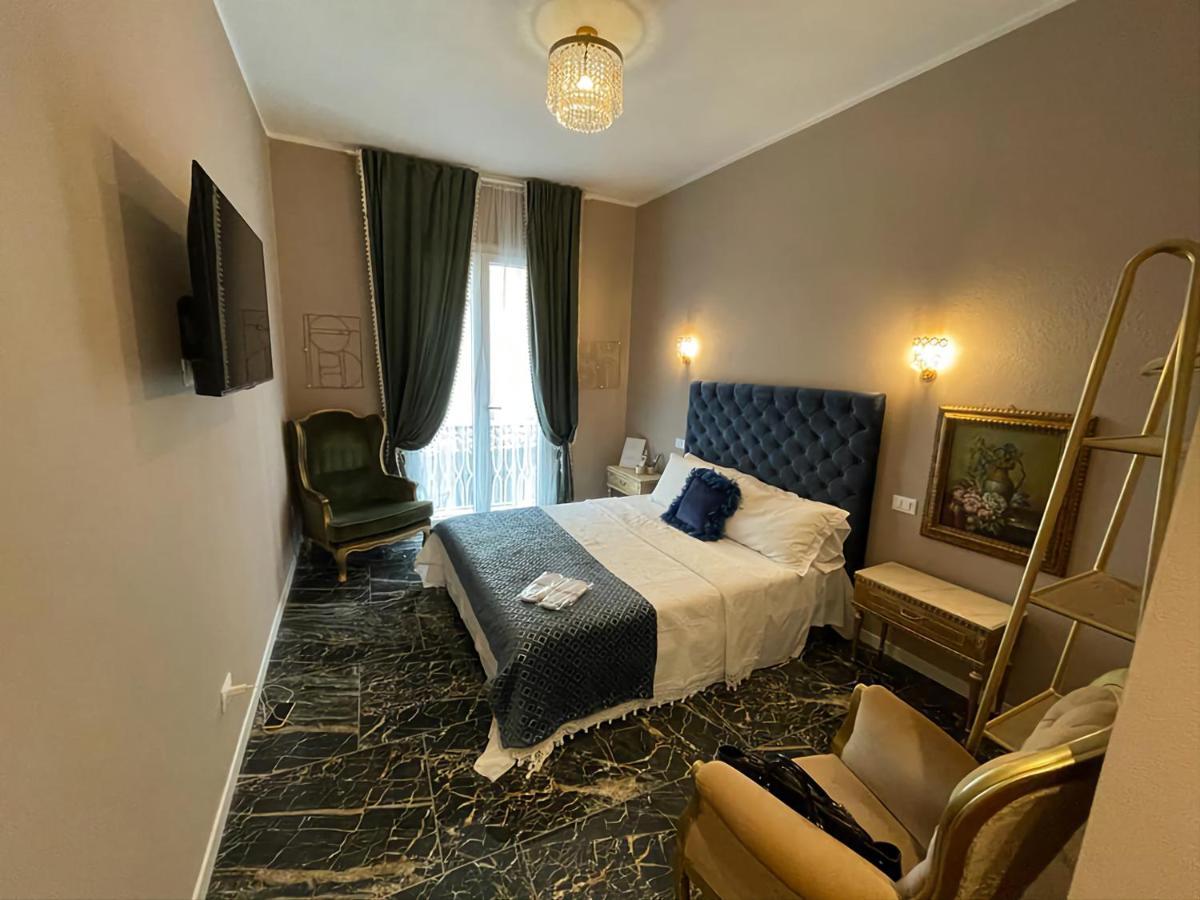 Prestige Suite Via Romagnoli Sirmione Buitenkant foto