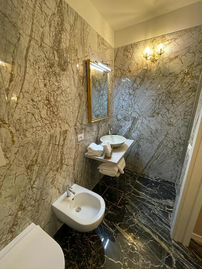 Prestige Suite Via Romagnoli Sirmione Buitenkant foto