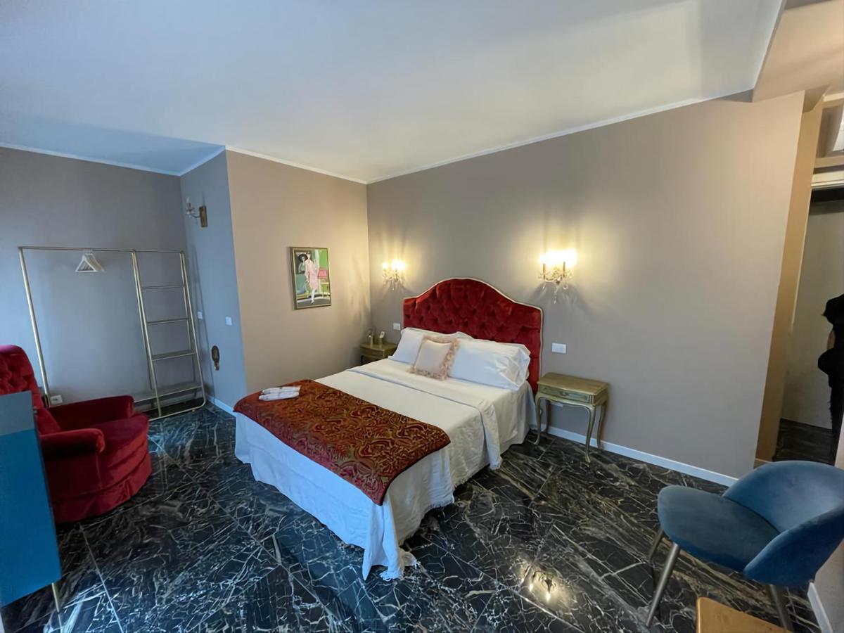 Prestige Suite Via Romagnoli Sirmione Buitenkant foto